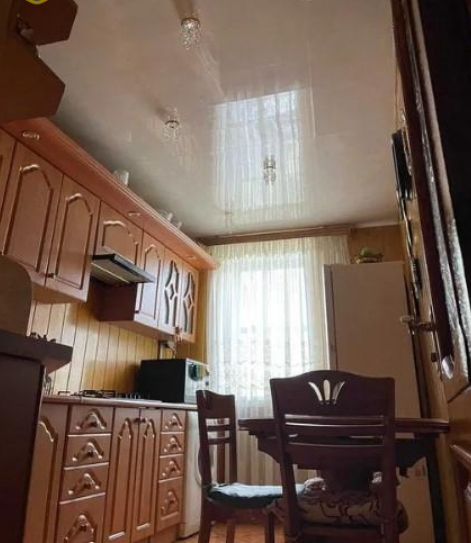 продажа трехкомнатной квартиры номер A-173591 в Малиновском районе, фото номер 3